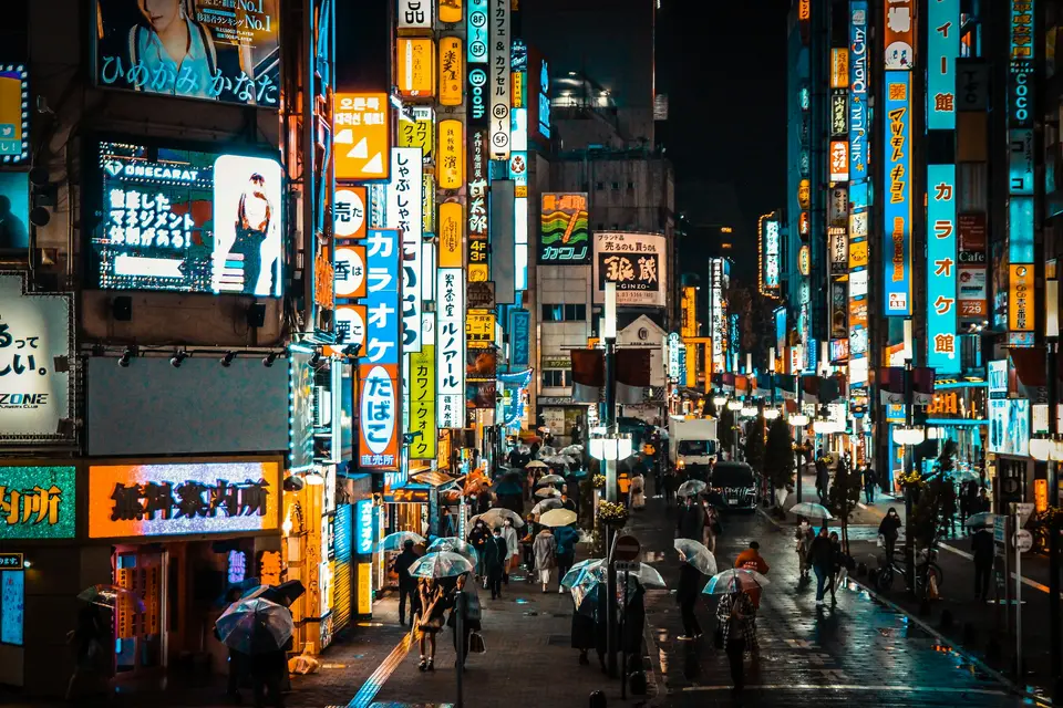 Inspiration: Tokyo night photoshoot, photo by Pema G. Lama on Unsplash